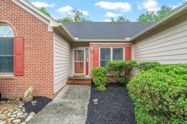 Photo - 8112 Meadowood Ln House