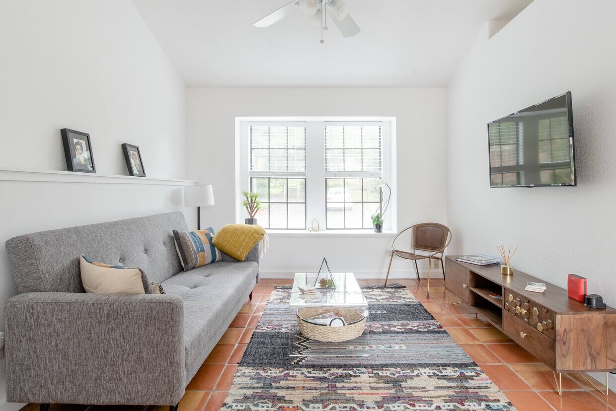 Foto principal - 11901 Swearingen Dr