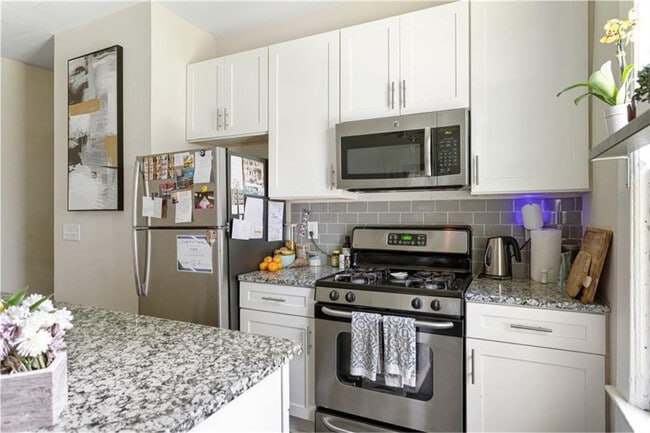 Foto del edificio - 822 Elbert St SW