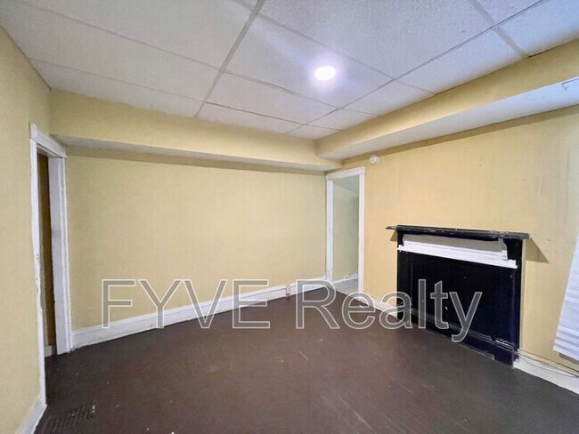 Foto del edificio - 1122 Riggs Ave