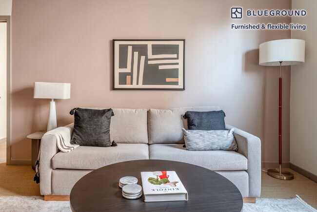 Foto del edificio - 7011 Sunne Ln