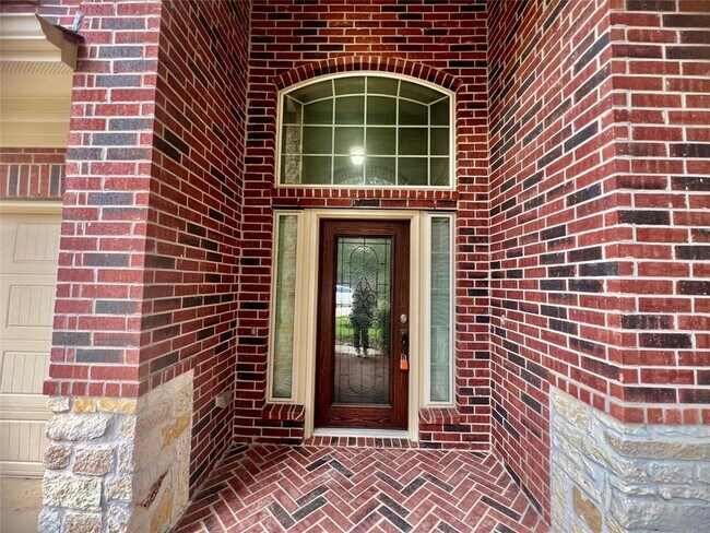 Building Photo - 24106 Rosalia Ct