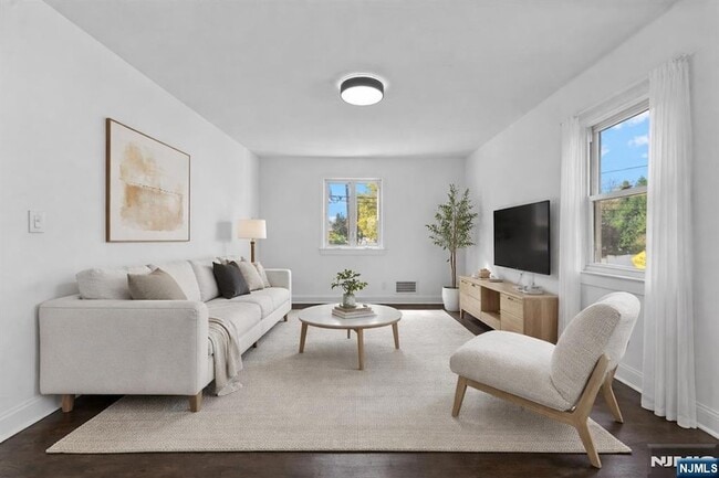 Foto del edificio - 514-518 Lafayette Avenue Unit