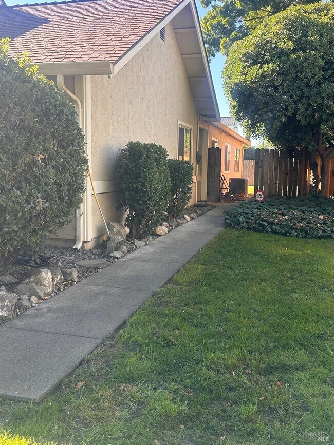 Foto del edificio - 437 Ellesmere Dr