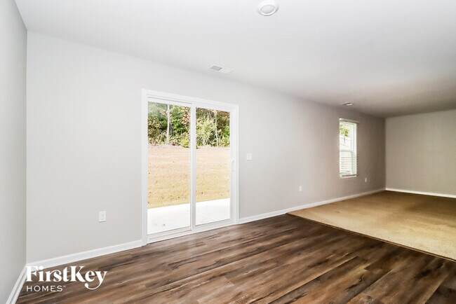 Building Photo - 9131 Creedmore Hills Dr