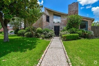 Building Photo - 7719 Apache Plume Dr