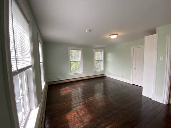 Foto del edificio - 48 Plank Rd
