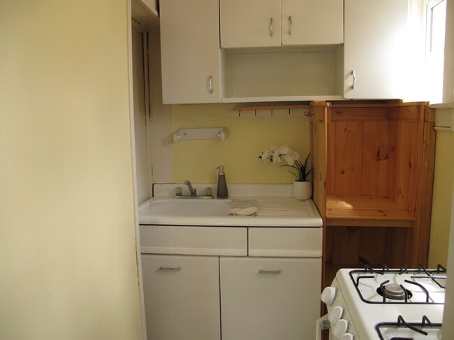 Building Photo - 311 Dryden Rd