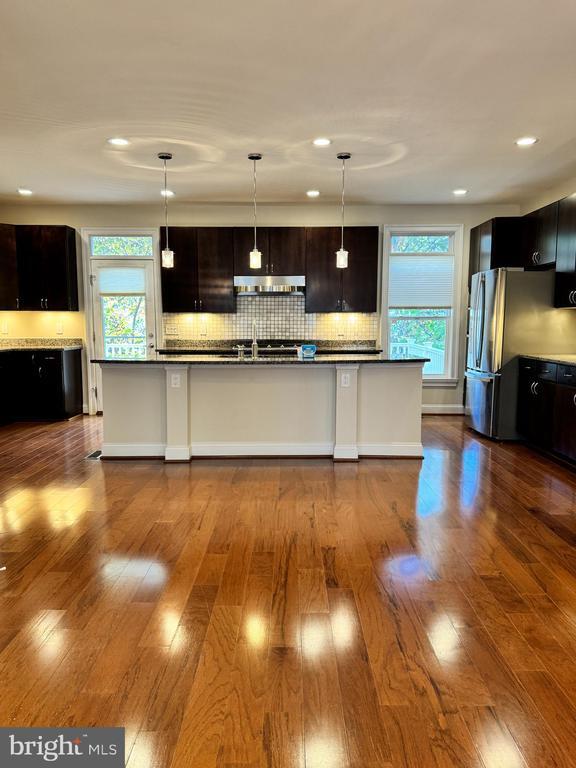 Foto del edificio - 2959 Chesham St