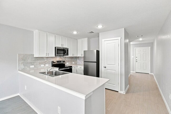 Building Photo - 20823 Pinon Grv