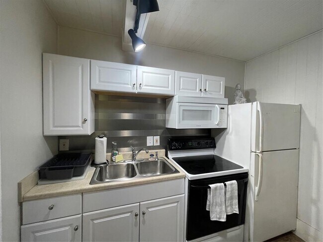 Foto del edificio - 2105 Rabb Rd