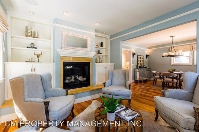 Building Photo - 3 br, 2 bath House - 111 University Ave