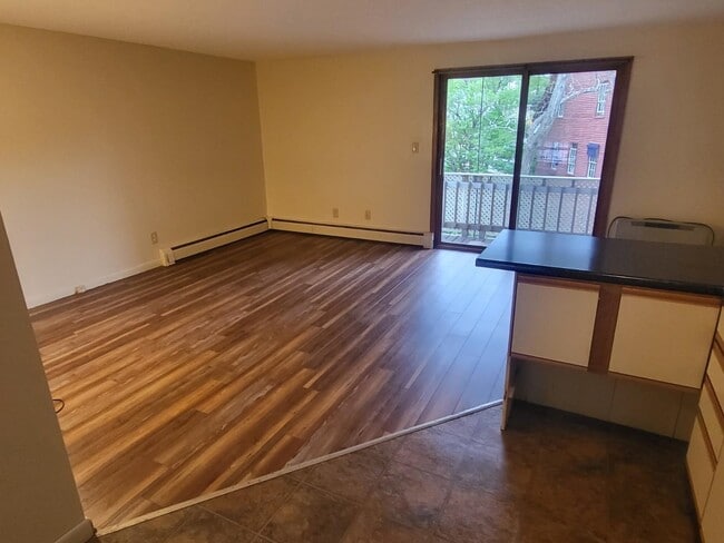 Foto del edificio - 18 Main St