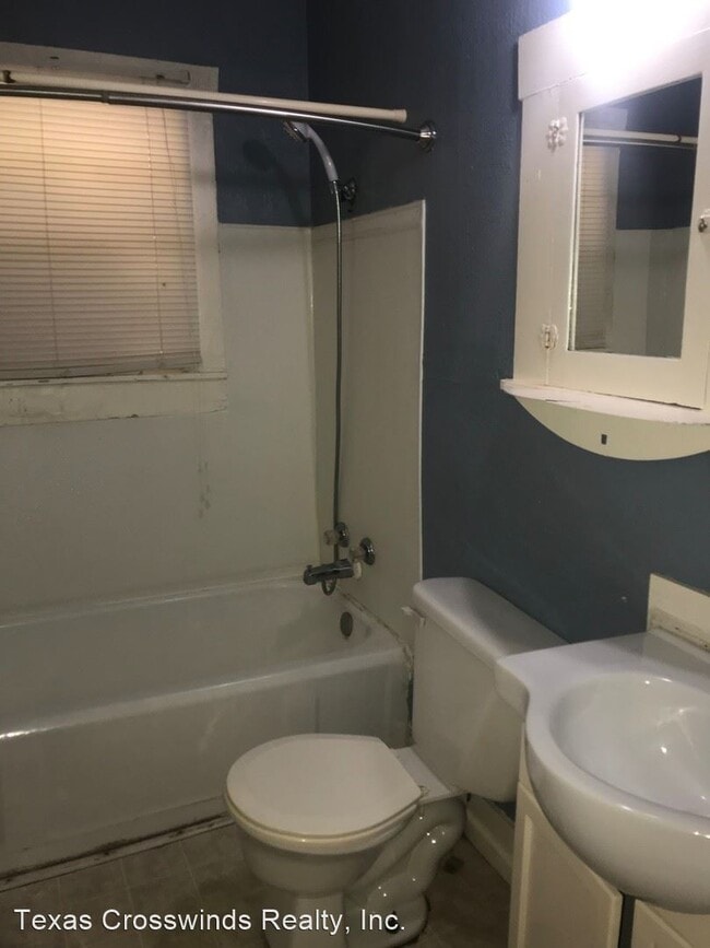 Building Photo - 2 br, 1 bath House - 2106 ECHOLS