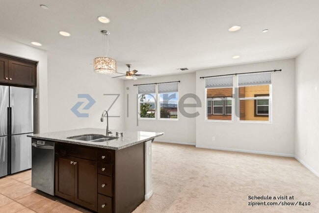 Building Photo - 5572 Campbell Ln