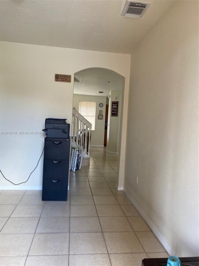 Building Photo - 10870 SW 243rd Ln