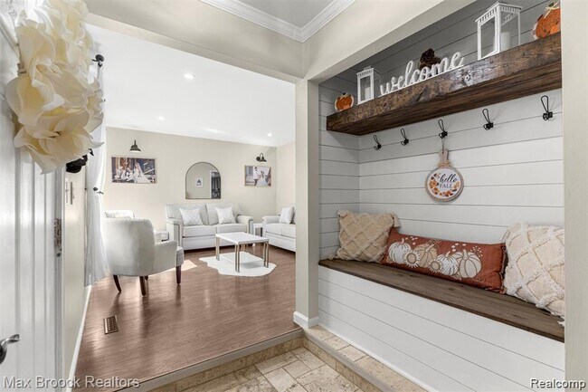 Foto del edificio - 43530 Westminister Way