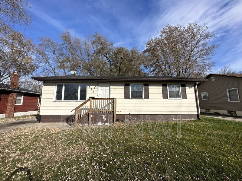 691 Allen St, Gary, IN 46403 House Rental in Gary, IN