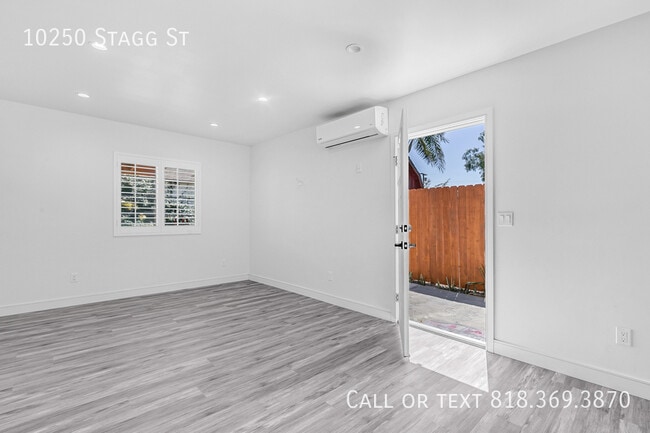 Building Photo - 10250 Stagg St