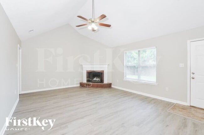Building Photo - 9194 Conrad Dr