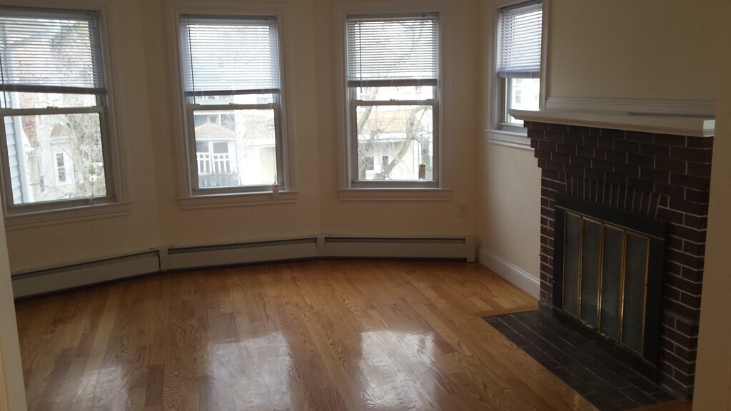41 Lunt St Unit 2, Quincy, MA 02171 Apartments in Quincy, MA