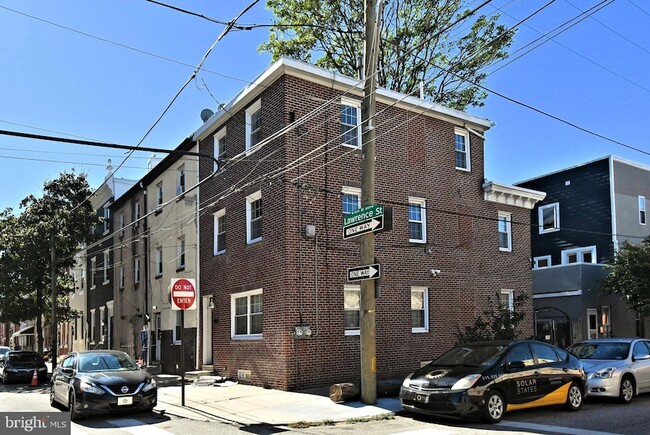 Photo - 1554 N Lawrence St Townhome