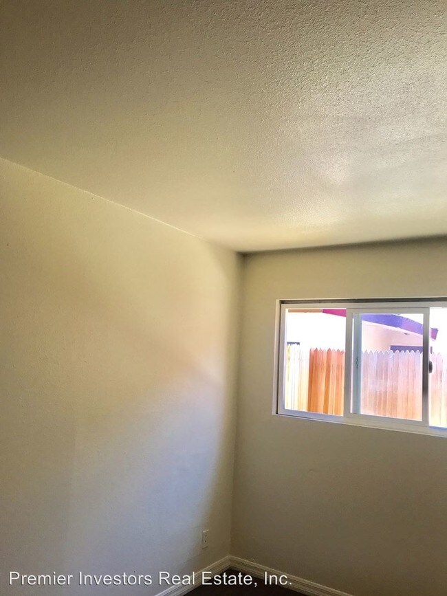 Foto del edificio - 839 N Vineyard Ave