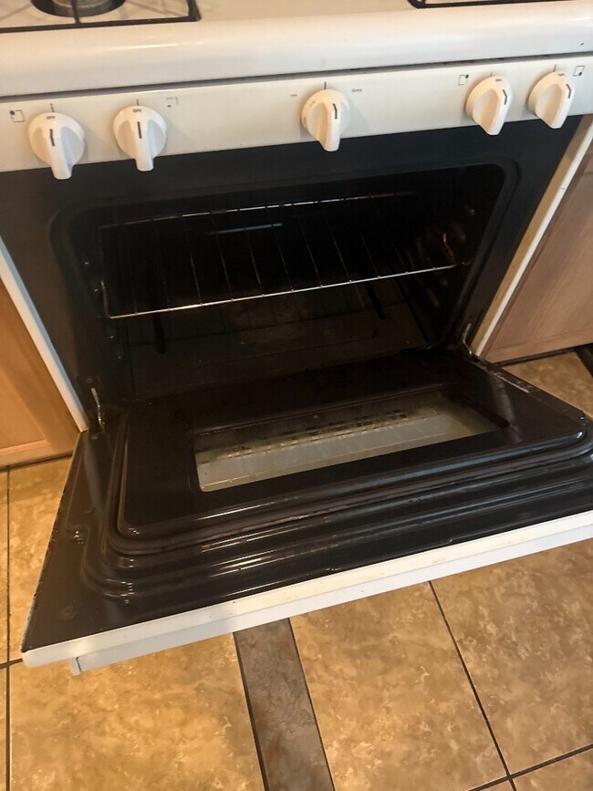 Foto del edificio - Updated 3-Bedroom Home in South Chicago – ...