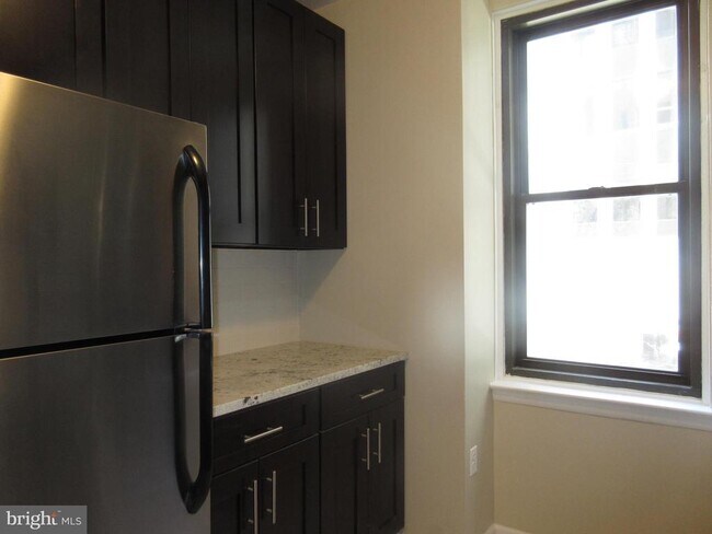 Foto del edificio - 135 S 19th St