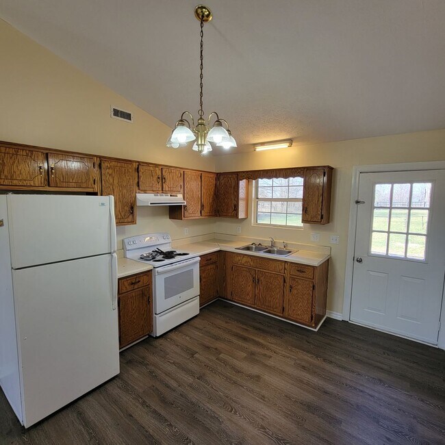 Building Photo - 3412 Fisk Rd