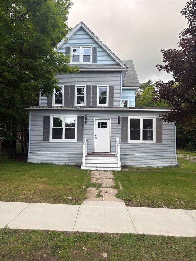 Foto principal - 108 Pine St