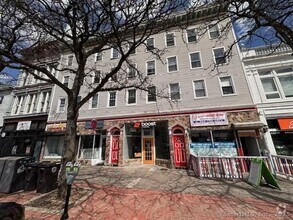 Building Photo - 530 Main St
