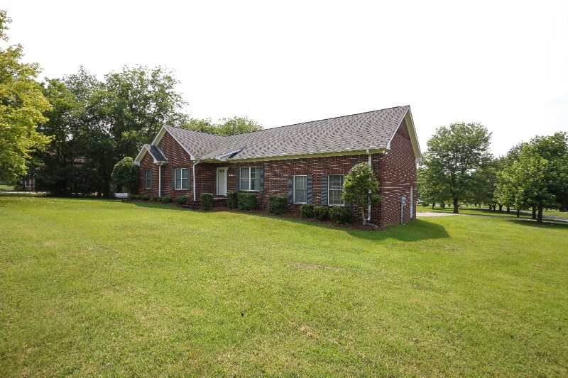 Primary Photo - 1096 Old Laguardo Rd E