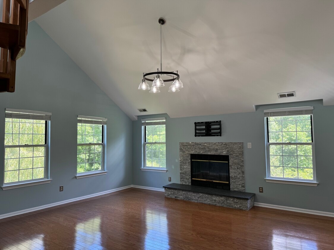 1303 Golden Pl Unit 1303, Trenton, NJ 08648 Condo for Rent in Trenton