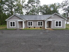 Building Photo - 4500 Baxter Rd