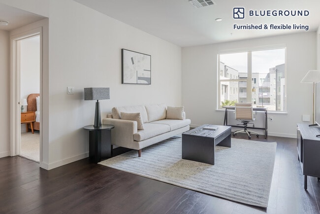 Building Photo - 2019 Shore Line Dr