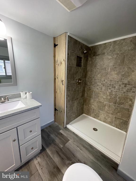 Foto del edificio - 105 Spring Garden St