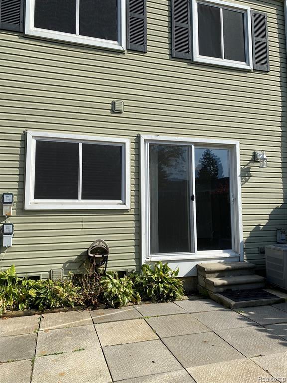 Foto del edificio - 37603 Charter Oaks Blvd
