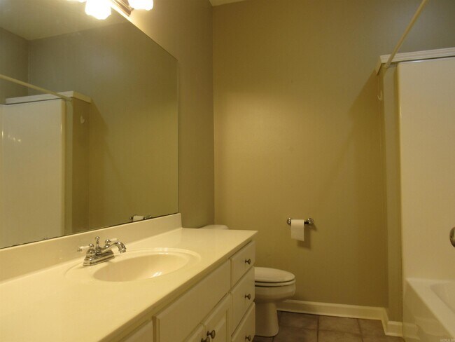 Foto del edificio - 125 Orleans Dr