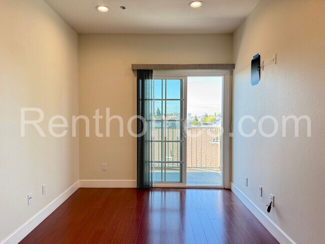 Foto del edificio - 7056 Fulton St