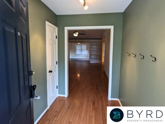 Building Photo - 15000 Ground Fern Dr