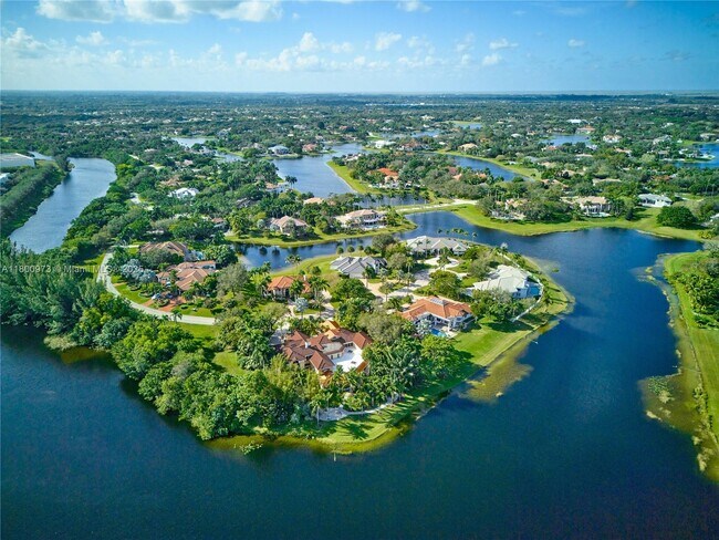 Foto del edificio - 2939 Paddock Ln