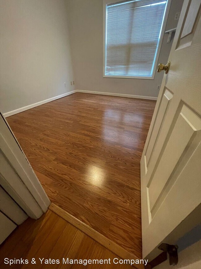 Building Photo - 3 br, 2 bath House - 445 Brookstone Dr