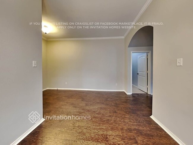 Building Photo - 1305 Raleigh Path