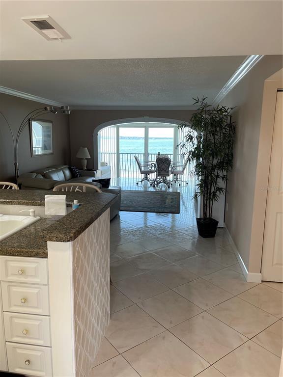 Foto del edificio - 895 S Gulfview Blvd