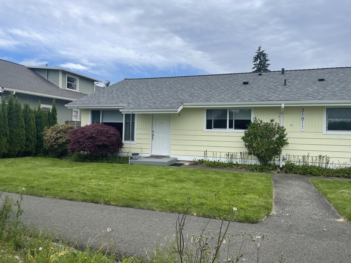 Foto principal - 31811 W Morrison St