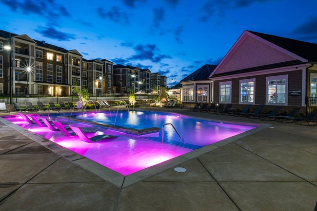 Building Photo - Abberly at Southpoint Apartment Homes