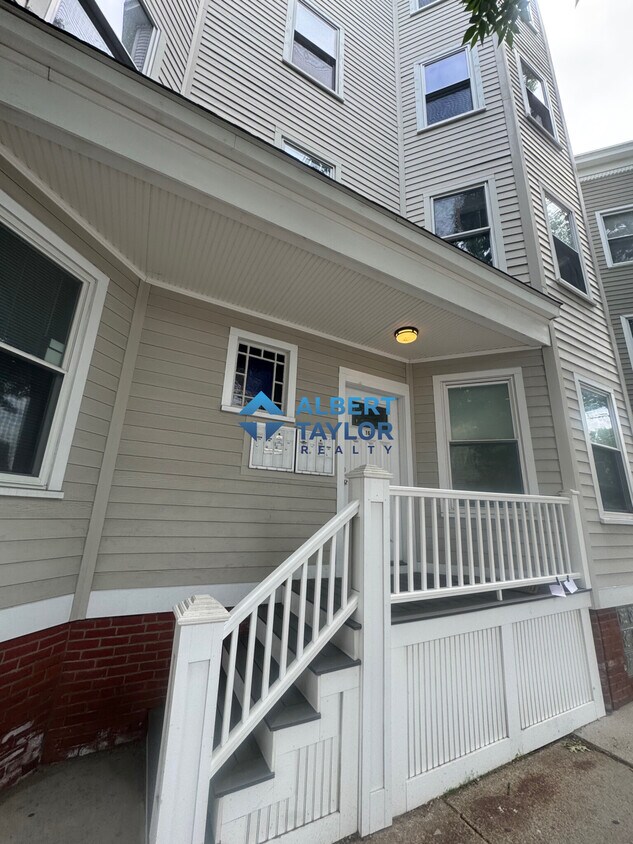 Foto principal - 161 Hampshire St