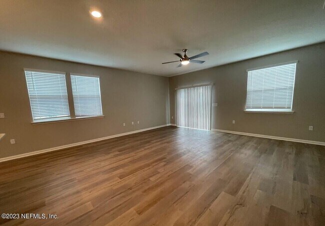 Building Photo - 111 Great Star Ct