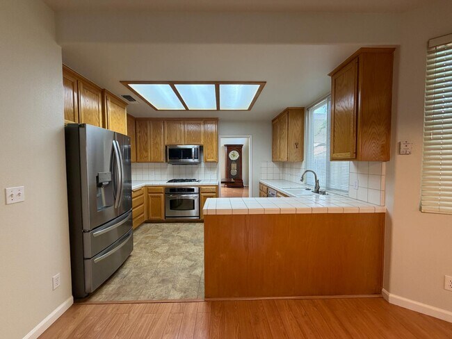 Foto del edificio - 5918 W Chennault Ave